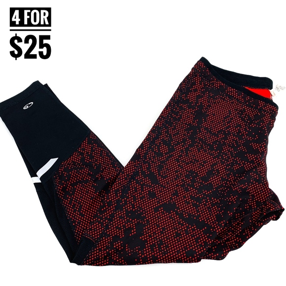 Rule The World Boutique Activewear Section - Picture 4 of 8